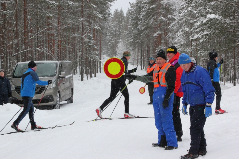 Klikkaamalla seuraava kuva