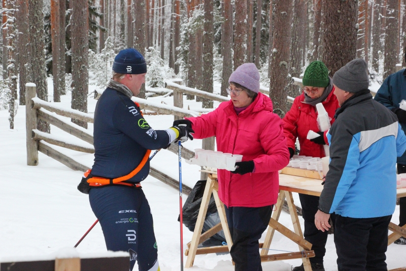 Klikkaamalla seuraava kuva