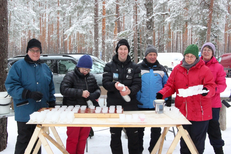 Klikkaamalla seuraava kuva