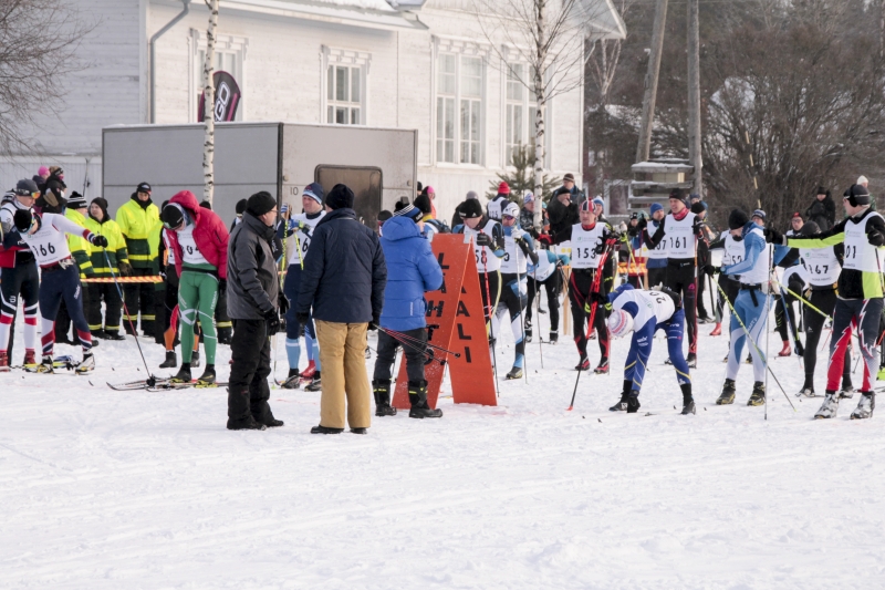 Klikkaamalla seuraava kuva