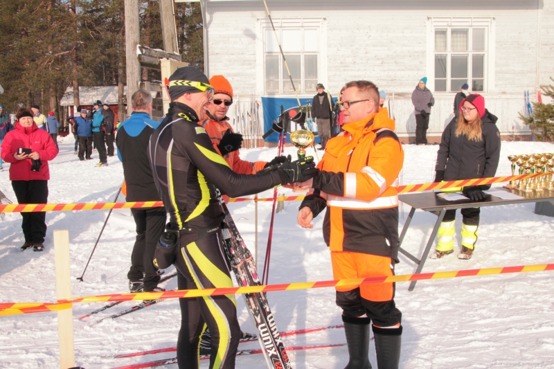 Klikkaamalla seuraava kuva