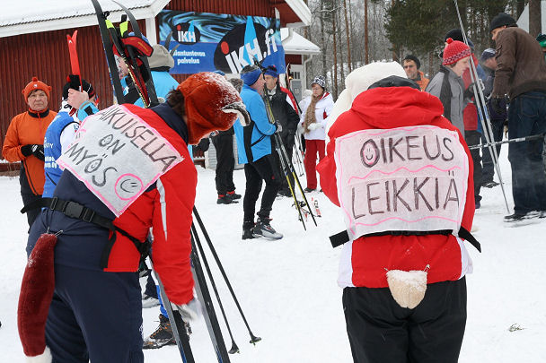 Klikkaamalla seuraava kuva