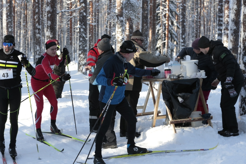 Klikkaamalla seuraava kuva