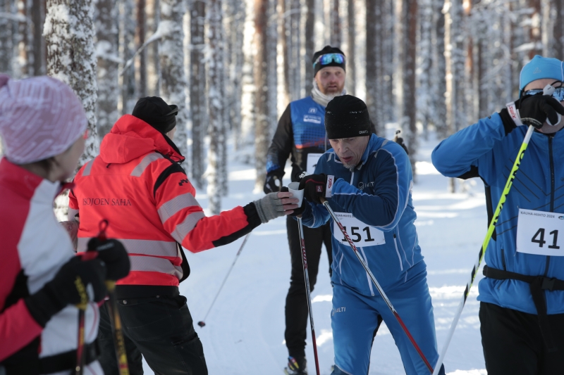 Klikkaamalla seuraava kuva