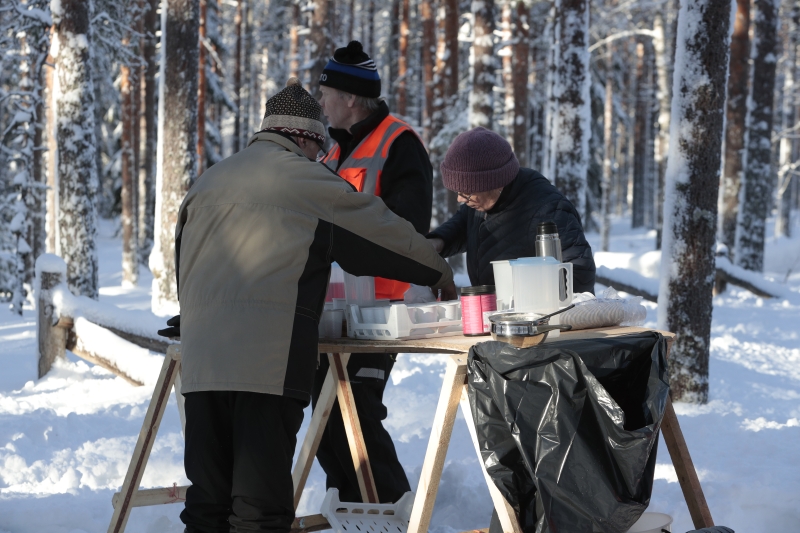 Klikkaamalla seuraava kuva