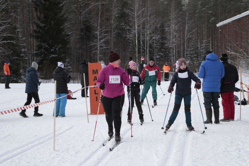 Klikkaamalla seuraava kuva