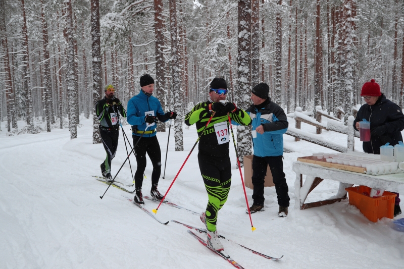 Klikkaamalla seuraava kuva