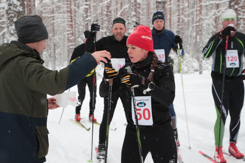 Klikkaamalla seuraava kuva