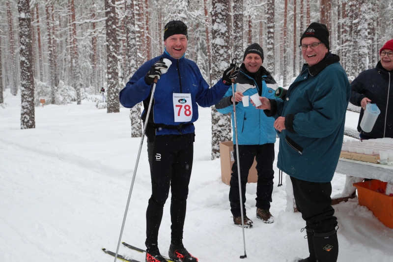 Klikkaamalla seuraava kuva