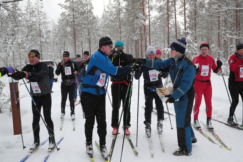 Klikkaamalla seuraava kuva